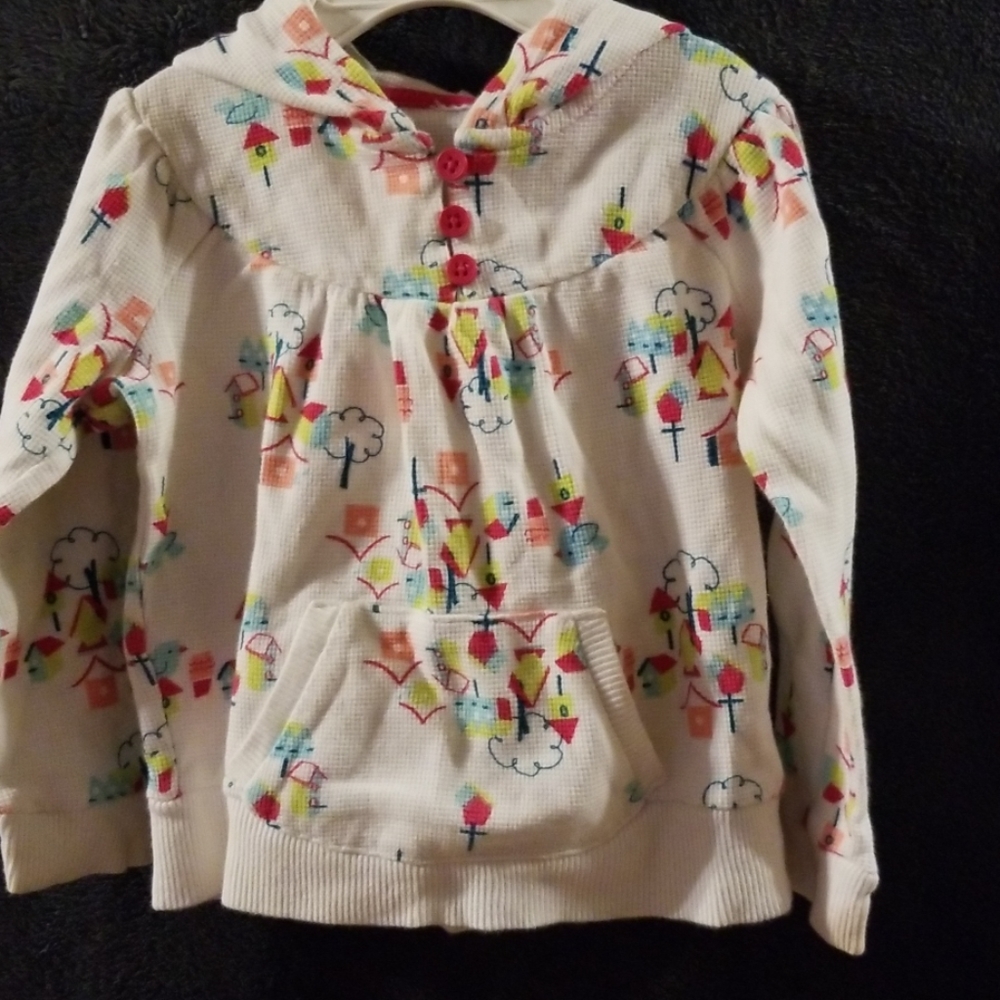 White Pullover Sweater with hood